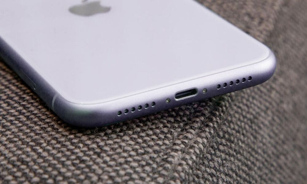 iPhone 11 chính hãng, giá rẻ , có hỗ trợ mua trả góp